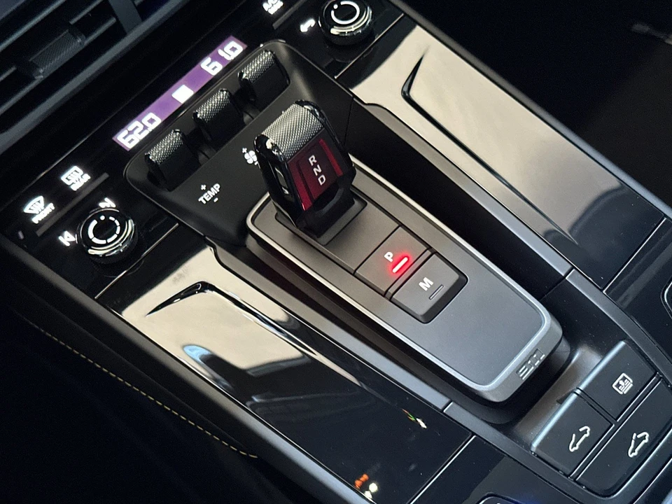 2026 Porsche 992 Carrera S - Image 27 of 31