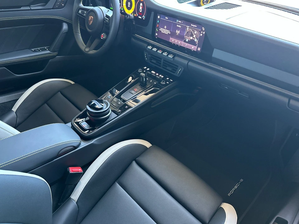 2026 Porsche 992 Carrera S - Image 17 of 31