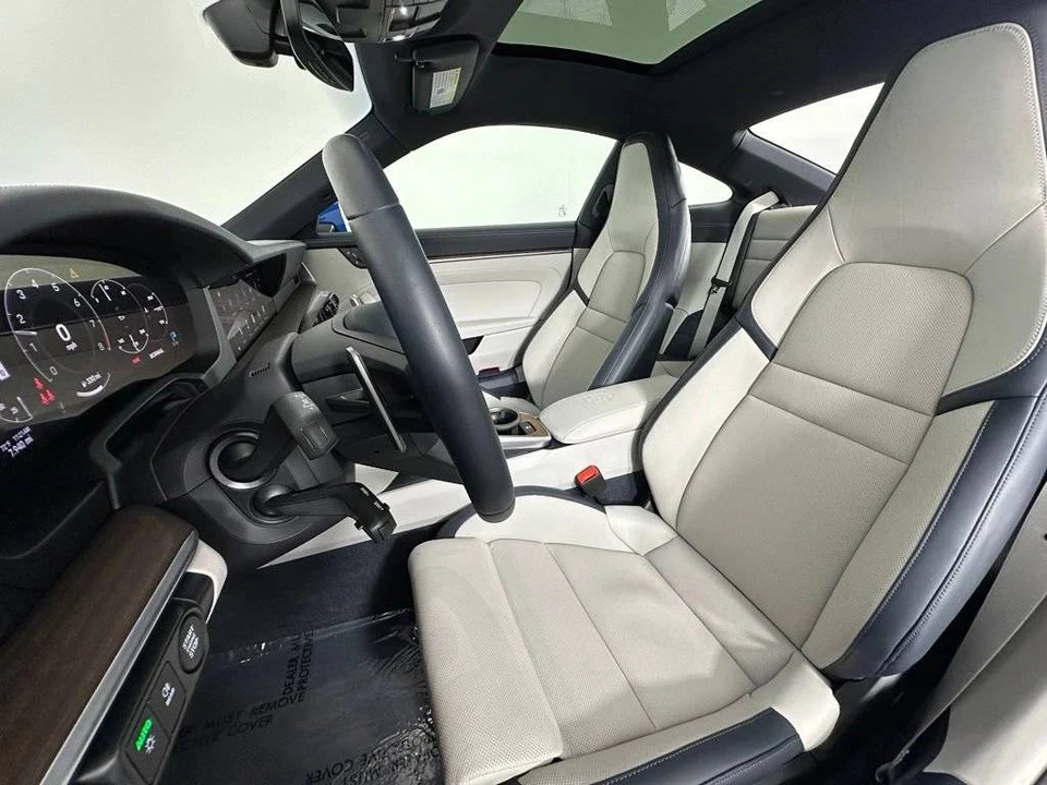2026 Porsche 992 Carrera S - Image 5 of 5