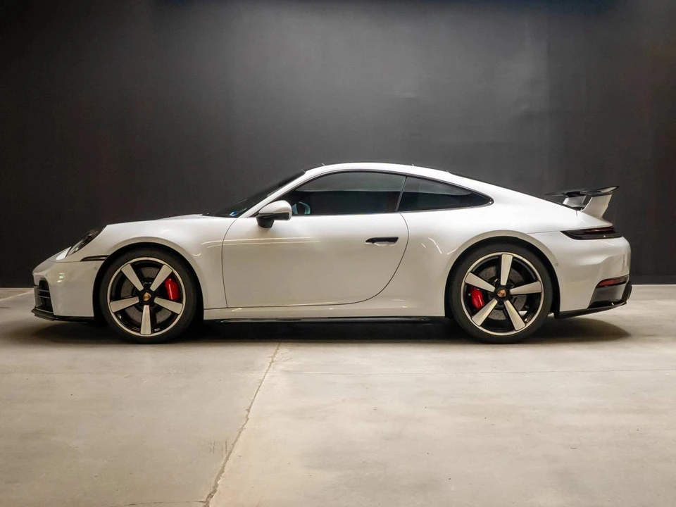 2026 Porsche 992 Carrera S - Image 2 of 5