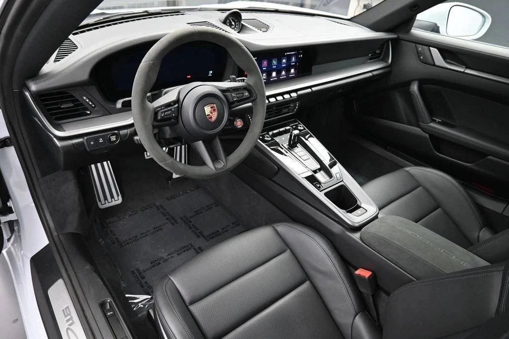 2026 Porsche 992 Carrera S - Image 4 of 4