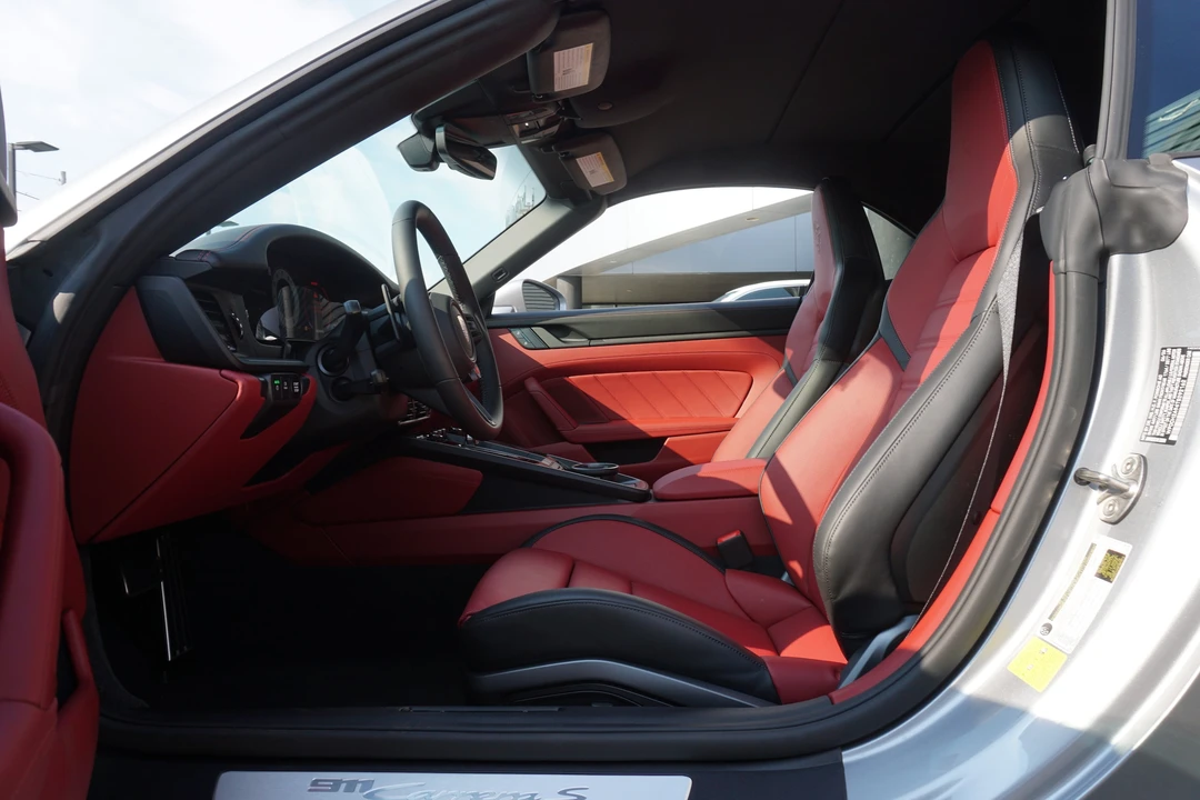 2026 Porsche 992 Carrera S - Image 5 of 23