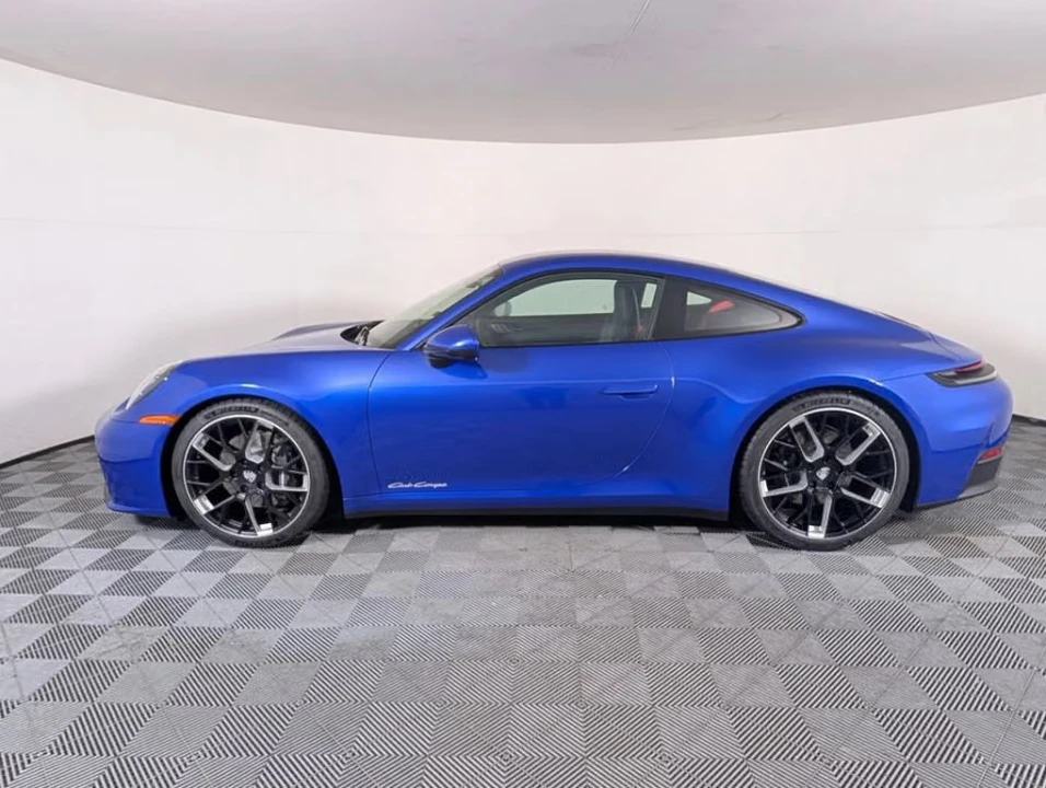 2026 Porsche 992 Carrera T - Image 11 of 31