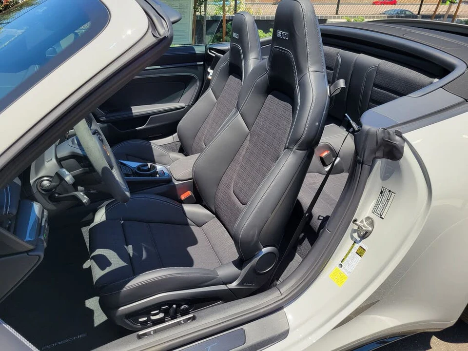 2026 Porsche 992 Carrera T - Image 5 of 31