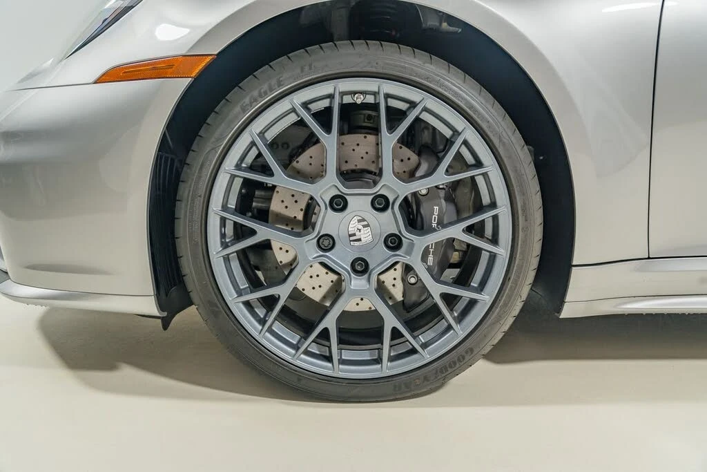 2026 Porsche 992 Carrera T - Image 22 of 31