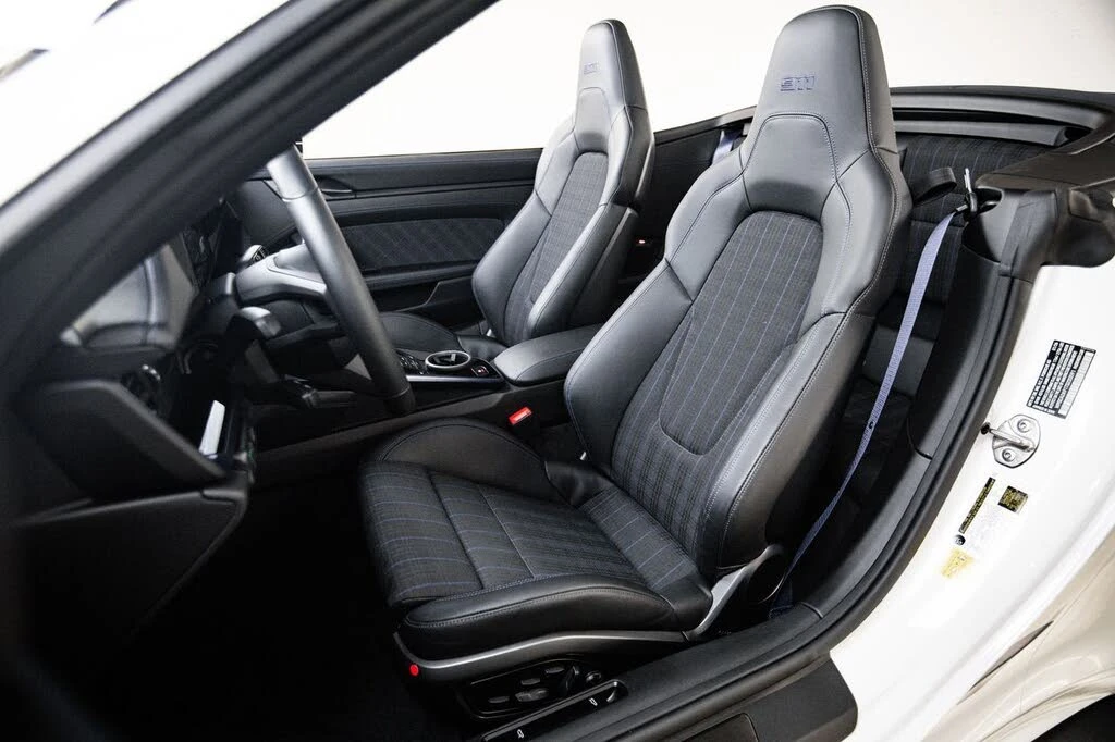 2026 Porsche 992 Carrera T - Image 5 of 27