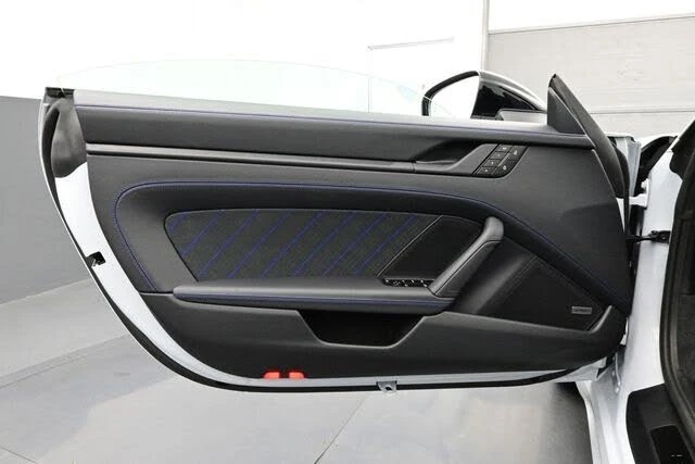 2026 Porsche 992 Carrera T - Image 7 of 30