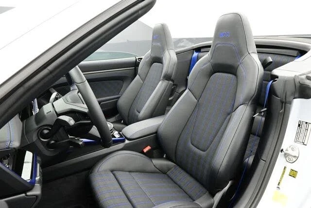 2026 Porsche 992 Carrera T - Image 5 of 30