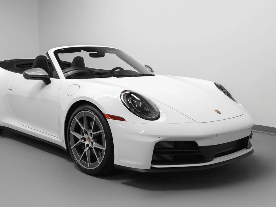 2026 Porsche 992 Carrera T - Image 11 of 31
