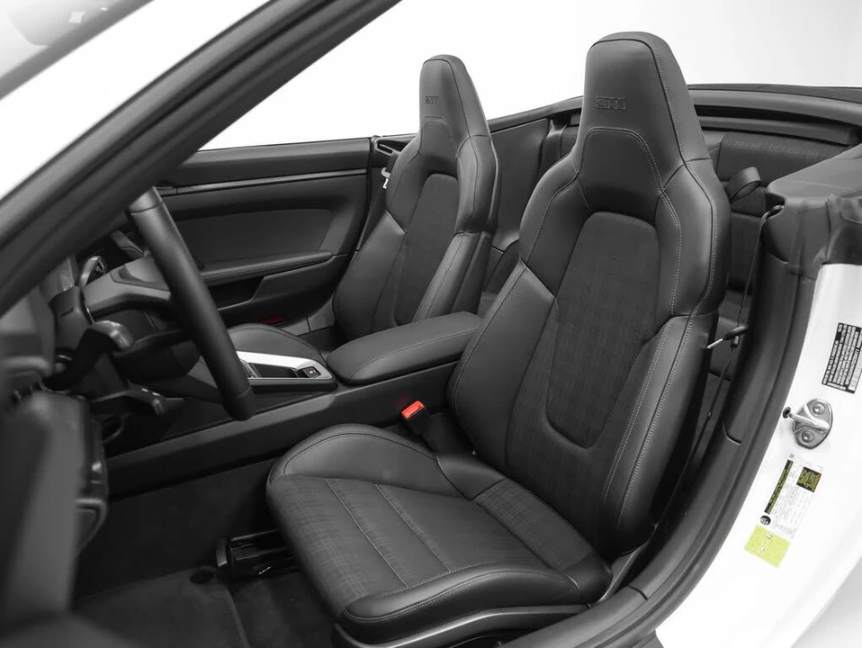 2026 Porsche 992 Carrera T - Image 5 of 31