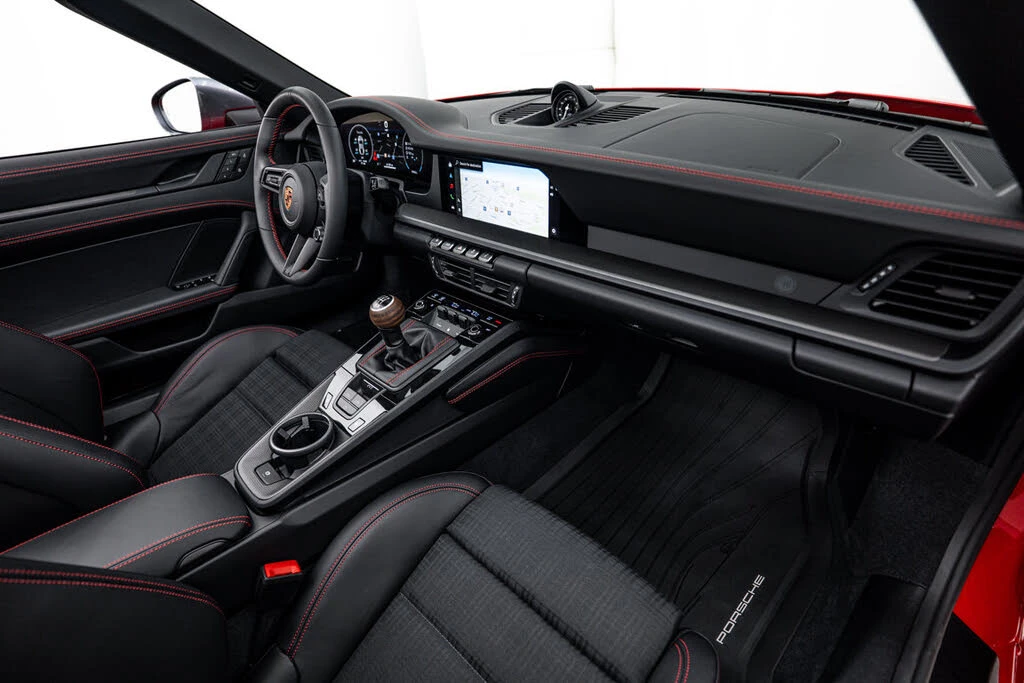2026 Porsche 992 Carrera T - Image 16 of 31