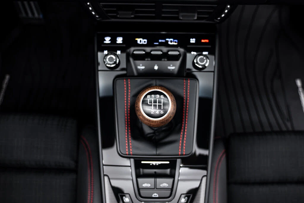 2026 Porsche 992 Carrera T - Image 15 of 31