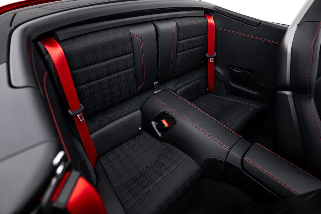 2026 Porsche 992 Carrera T - Image 17 of 31