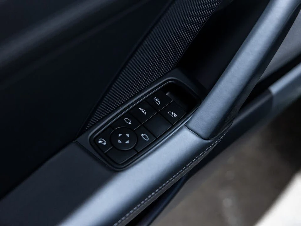 2026 Porsche 992 Carrera T - Image 29 of 31