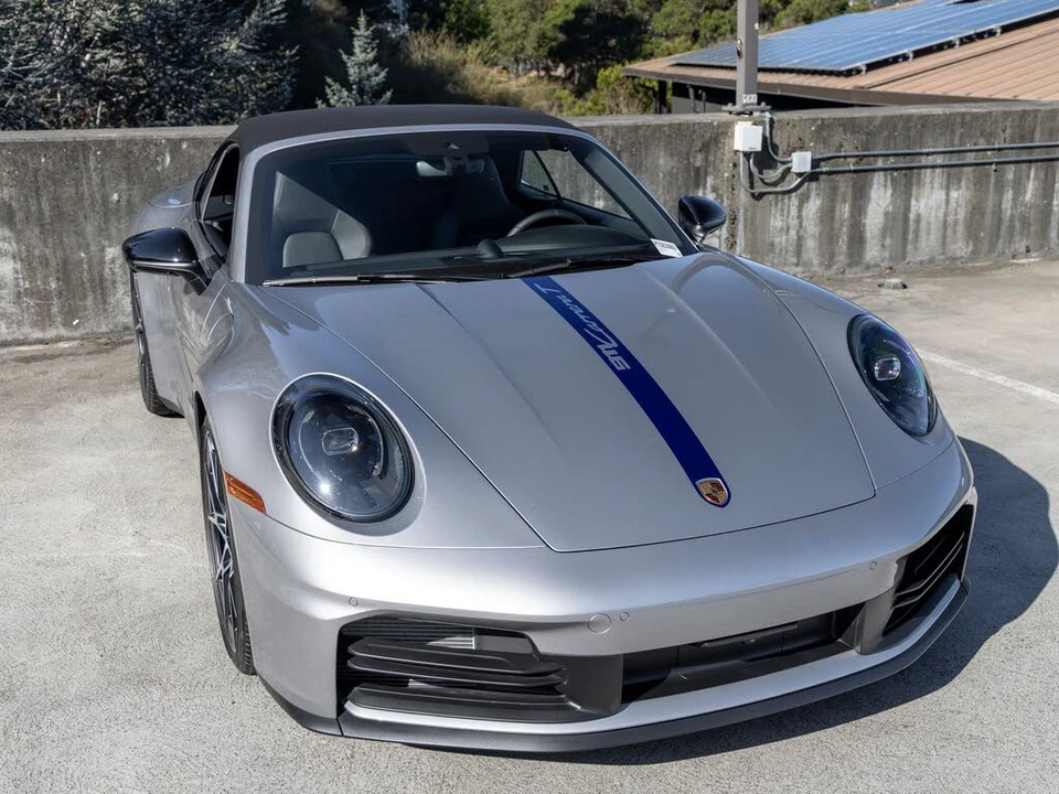 2026 Porsche 992 Carrera T - Image 15 of 31