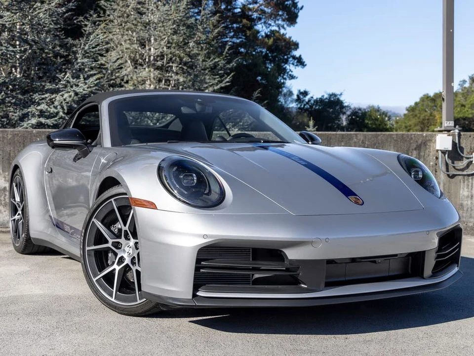 2026 Porsche 992 Carrera T - Image 9 of 31