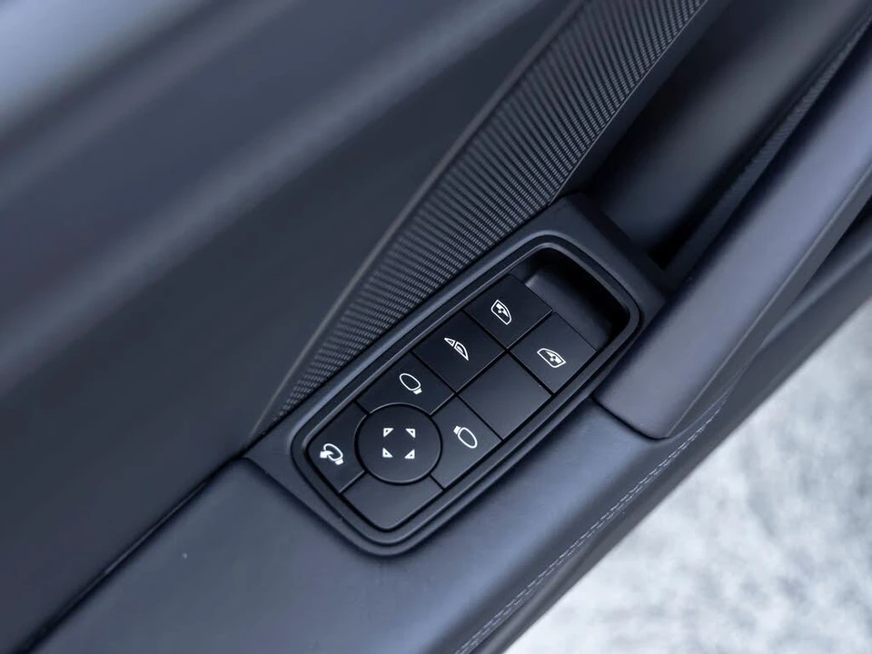2026 Porsche 992 Carrera T - Image 23 of 31