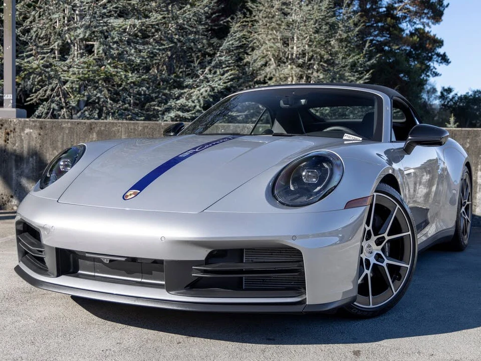 2026 Porsche 992 Carrera T - Image 7 of 31