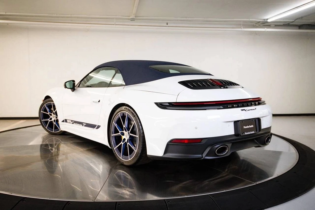 2026 Porsche 992 Carrera T - Image 3 of 4