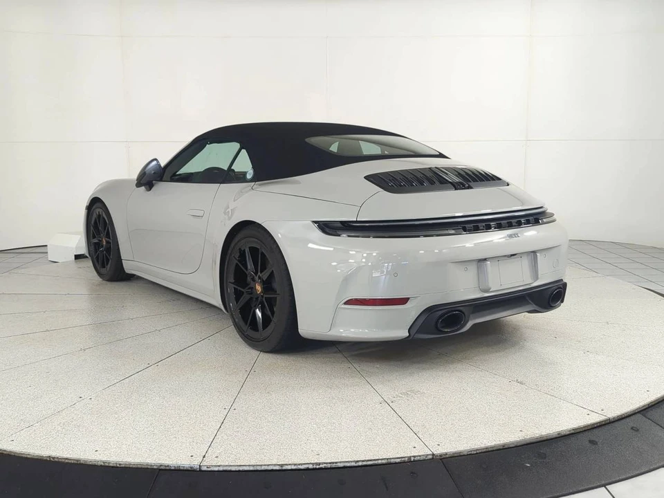 2026 Porsche 992 Carrera T - Image 3 of 4