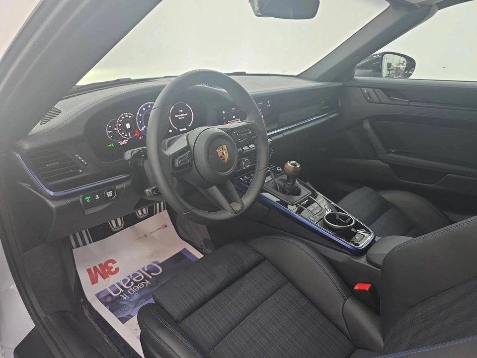 2026 Porsche 992 Carrera T - Image 4 of 4