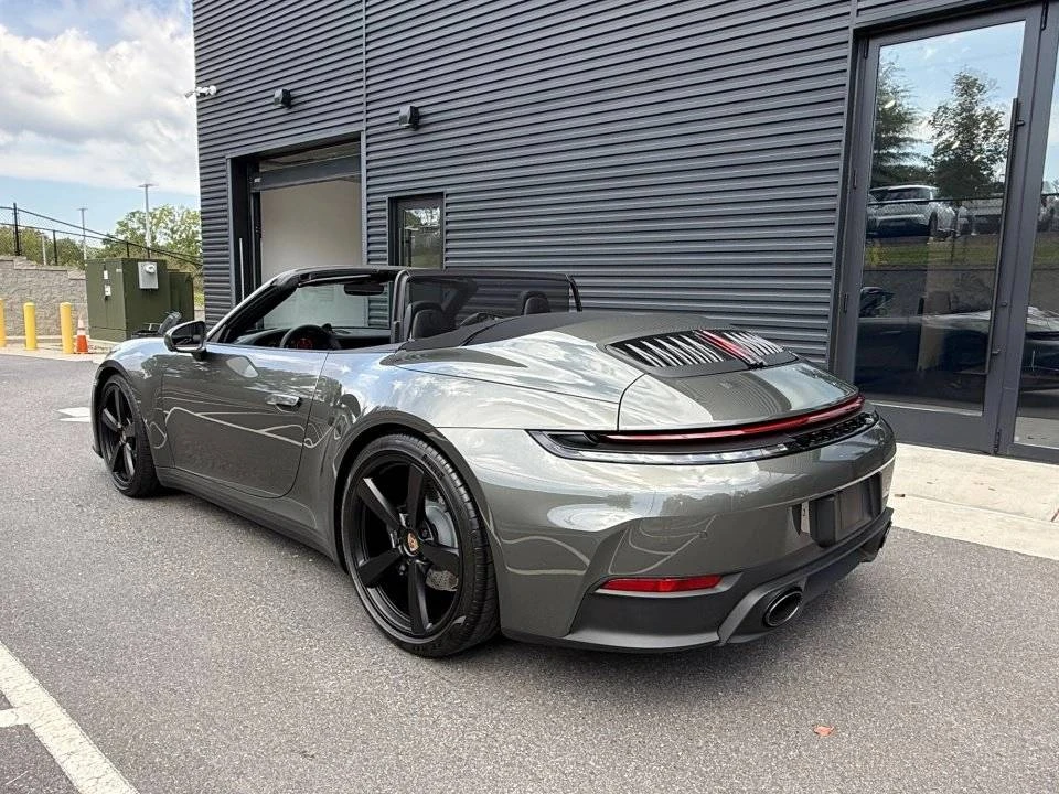 2026 Porsche 992 Carrera T - Image 3 of 4