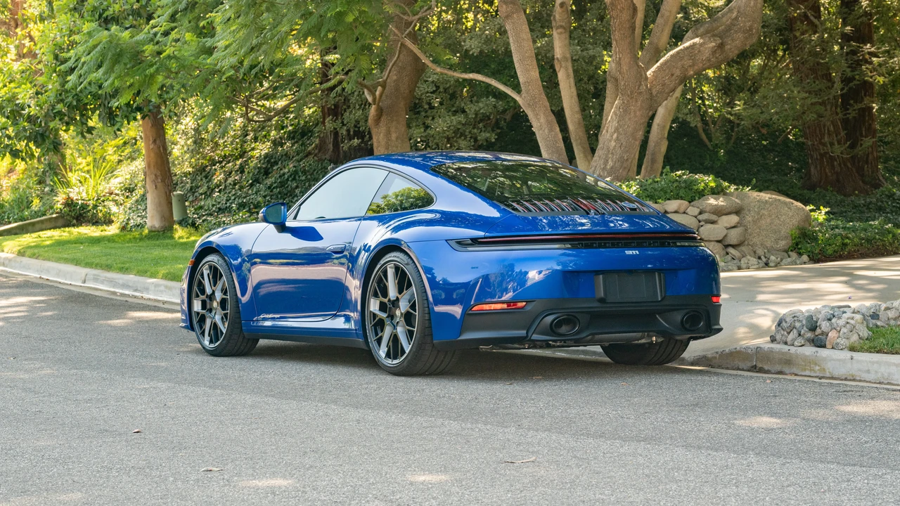 2026 Porsche 992 Carrera T - Image 5 of 31