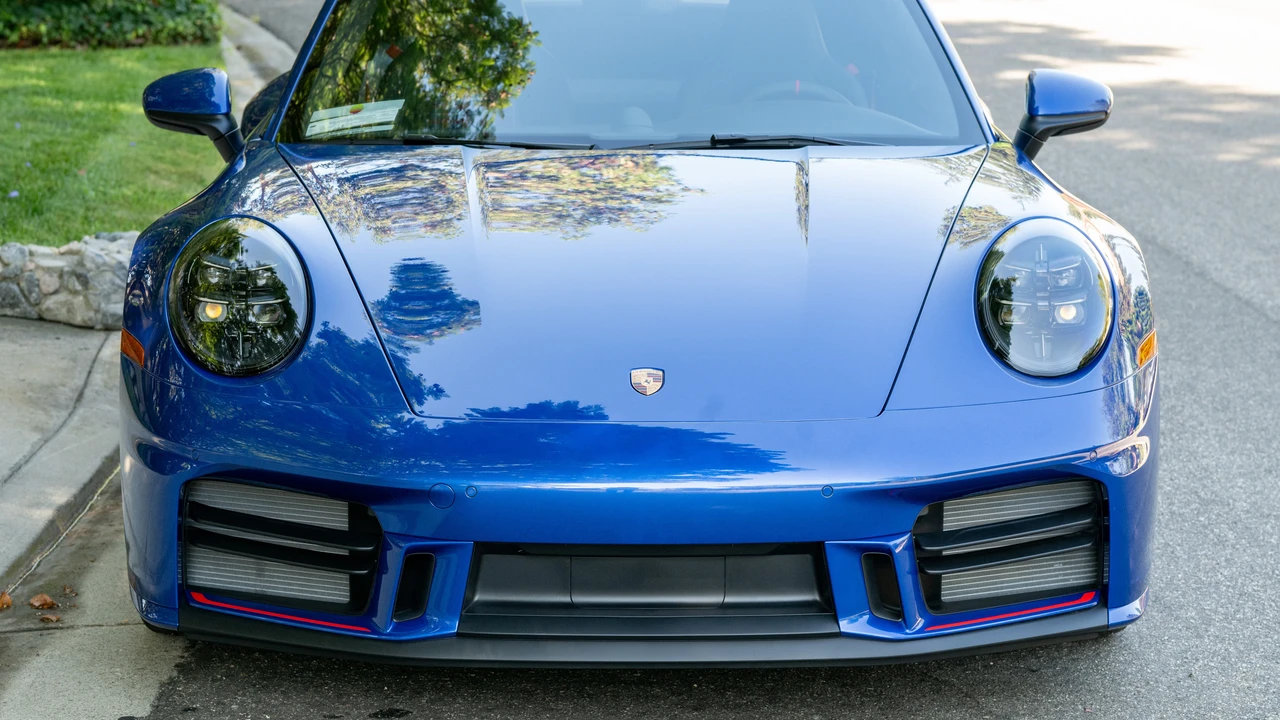 2026 Porsche 992 Carrera T - Image 11 of 31