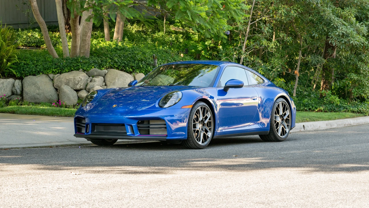2026 Porsche 992 Carrera T - Image 3 of 31