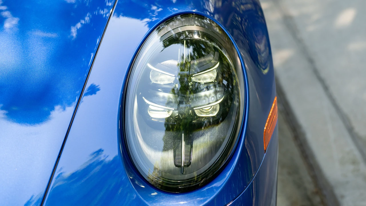 2026 Porsche 992 Carrera T - Image 17 of 31