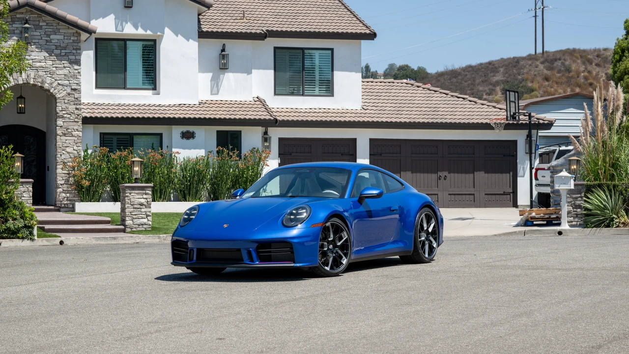2026 Porsche 992 Carrera T - Image 10 of 31