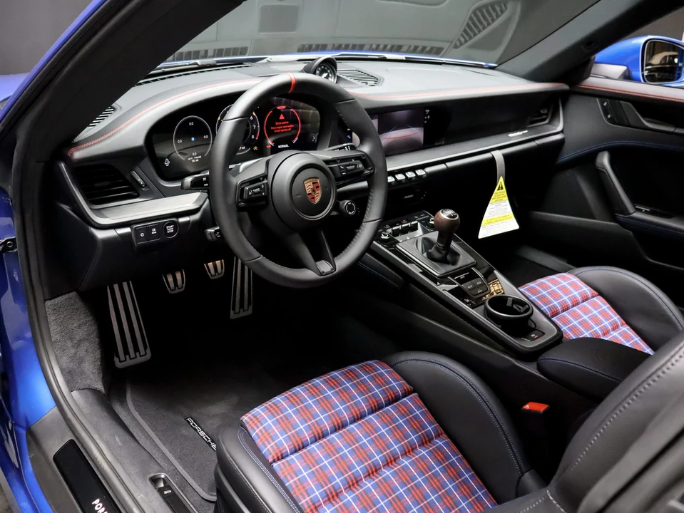 2026 Porsche 992 Carrera T - Image 22 of 31