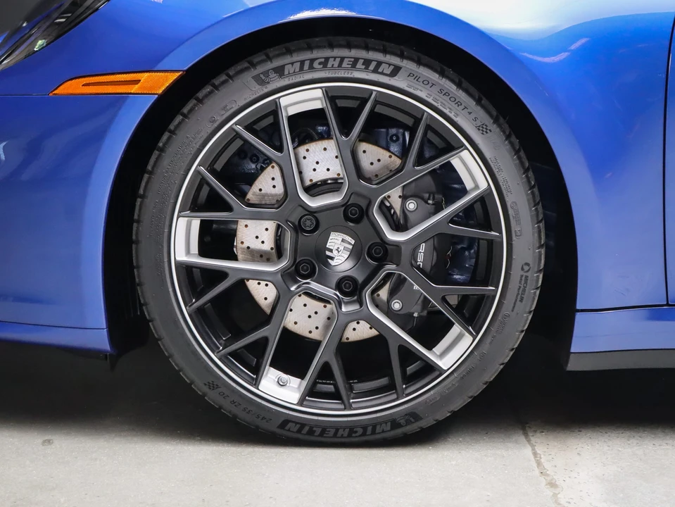 2026 Porsche 992 Carrera T - Image 20 of 31