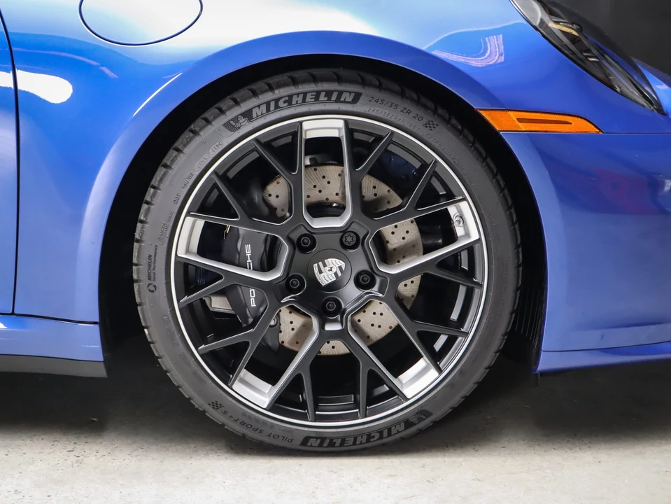2026 Porsche 992 Carrera T - Image 17 of 31