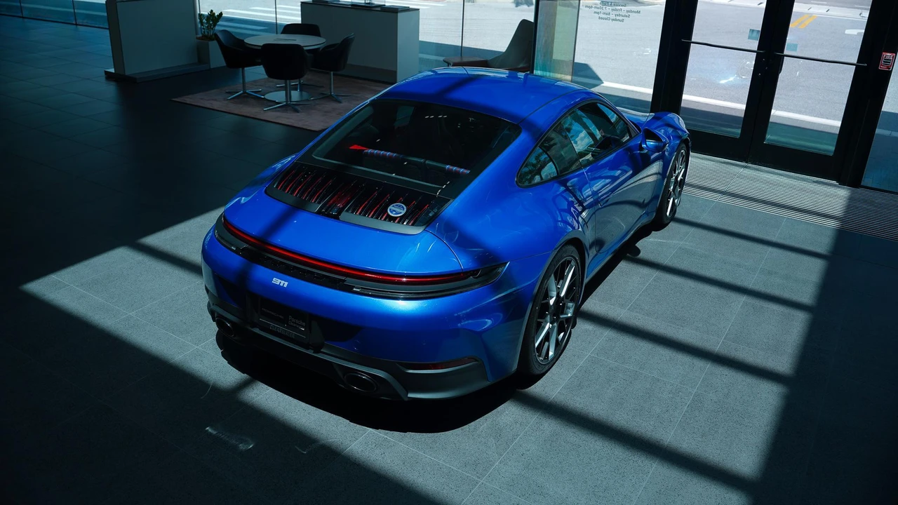 2026 Porsche 992 Carrera T - Image 15 of 31