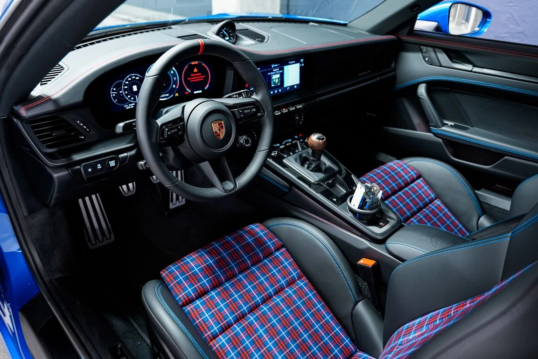 2026 Porsche 992 Carrera T - Image 10 of 31