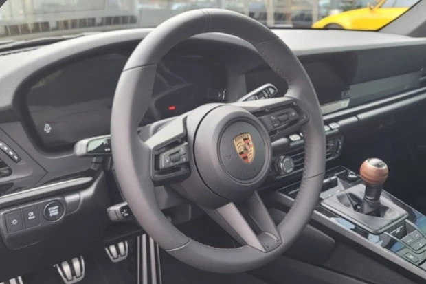 2026 Porsche 992 Carrera T - Image 5 of 7