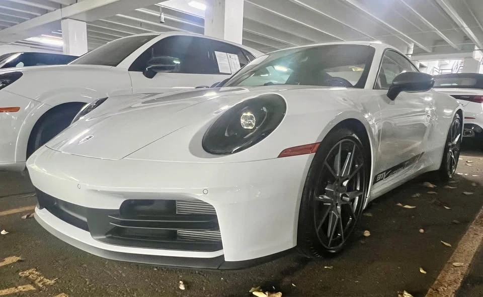 2026 Porsche 992 Carrera T - Image 3 of 6