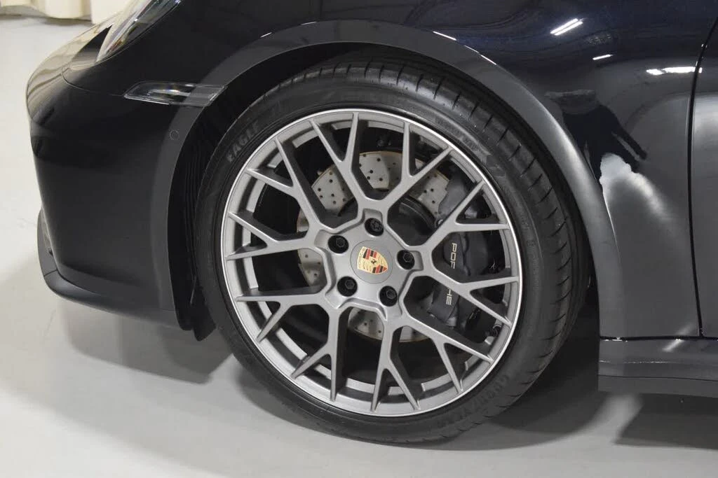 2026 Porsche 992 Carrera T - Image 5 of 31