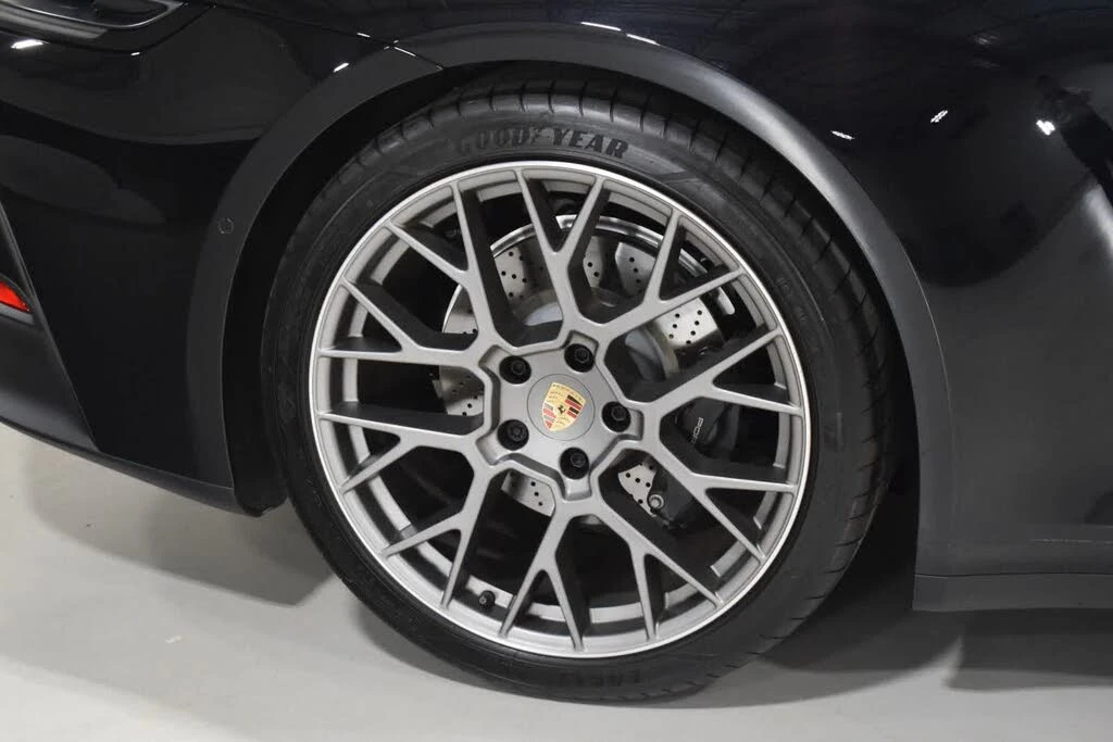 2026 Porsche 992 Carrera T - Image 14 of 31