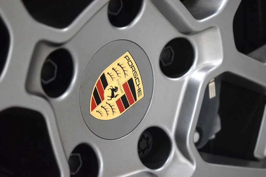 2026 Porsche 992 Carrera T - Image 16 of 31