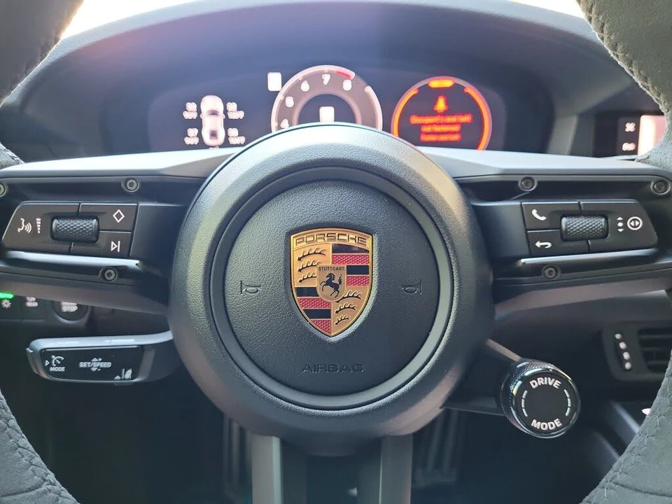2026 Porsche 992 Carrera T - Image 24 of 31