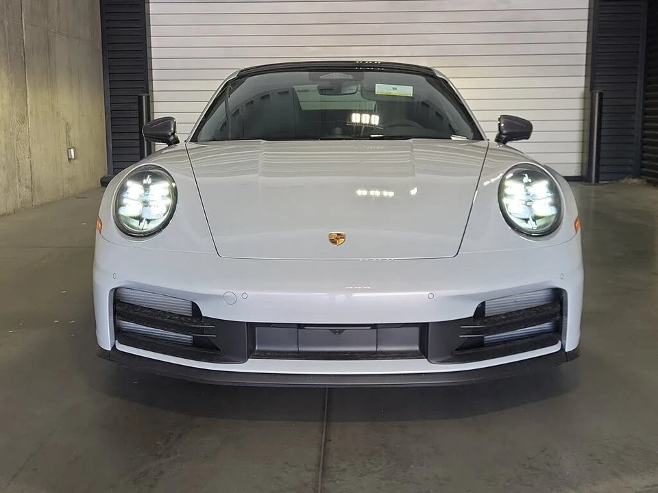 2026 Porsche 992 Carrera T - Image 12 of 31