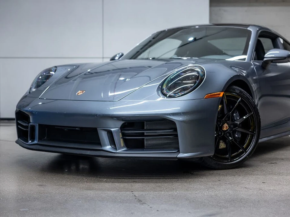 2026 Porsche 992 Carrera T - Image 21 of 31