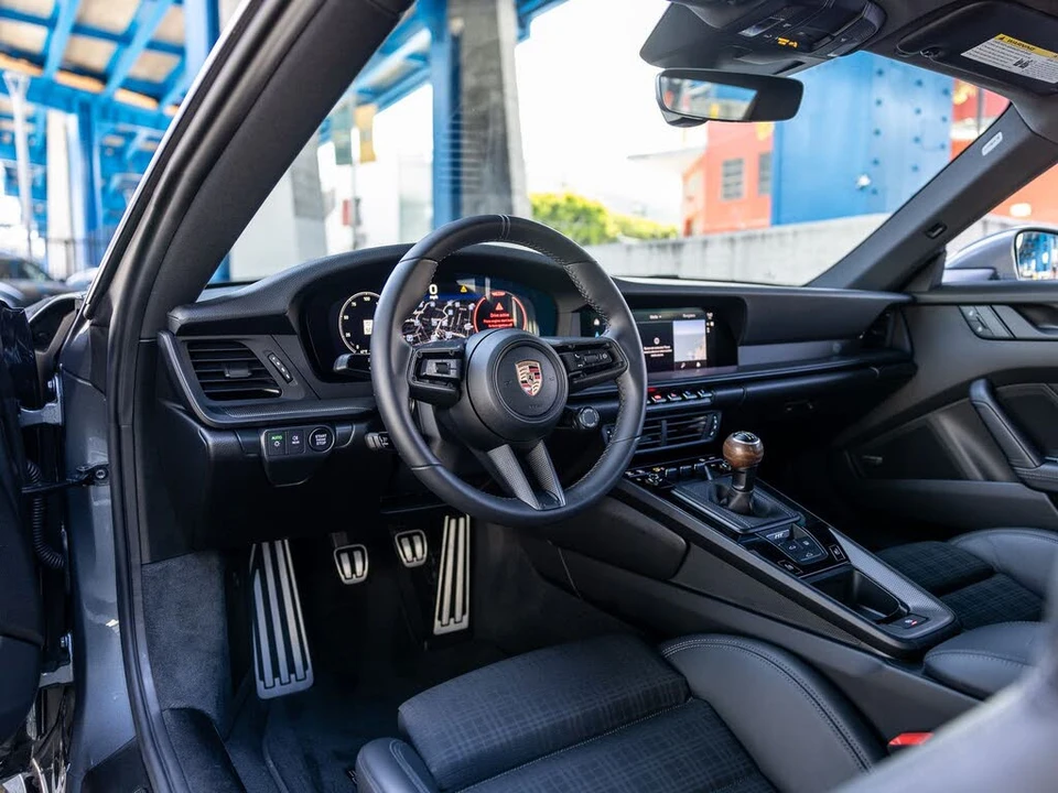 2026 Porsche 992 Carrera T - Image 4 of 31