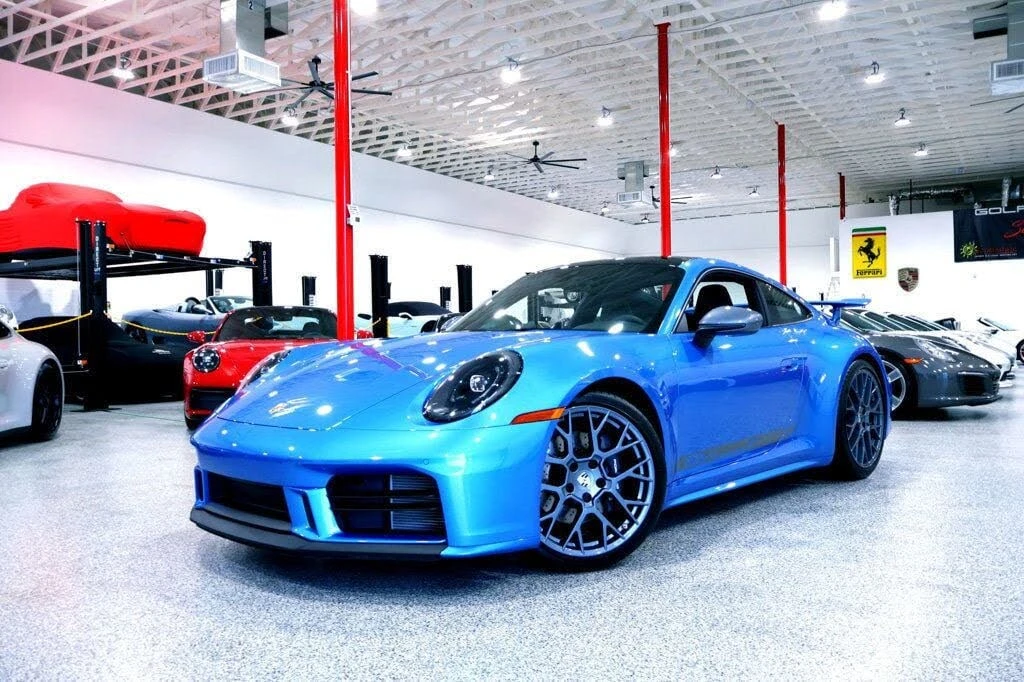 2026 Porsche 992 Carrera T - Image 4 of 31
