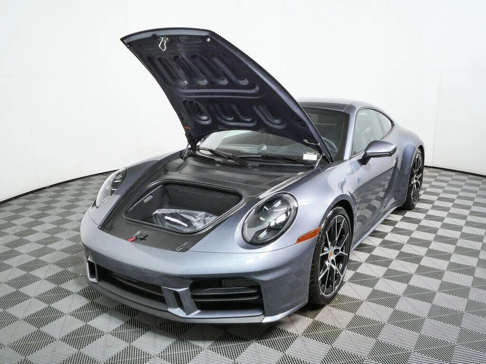2026 Porsche 992 Carrera T - Image 27 of 31