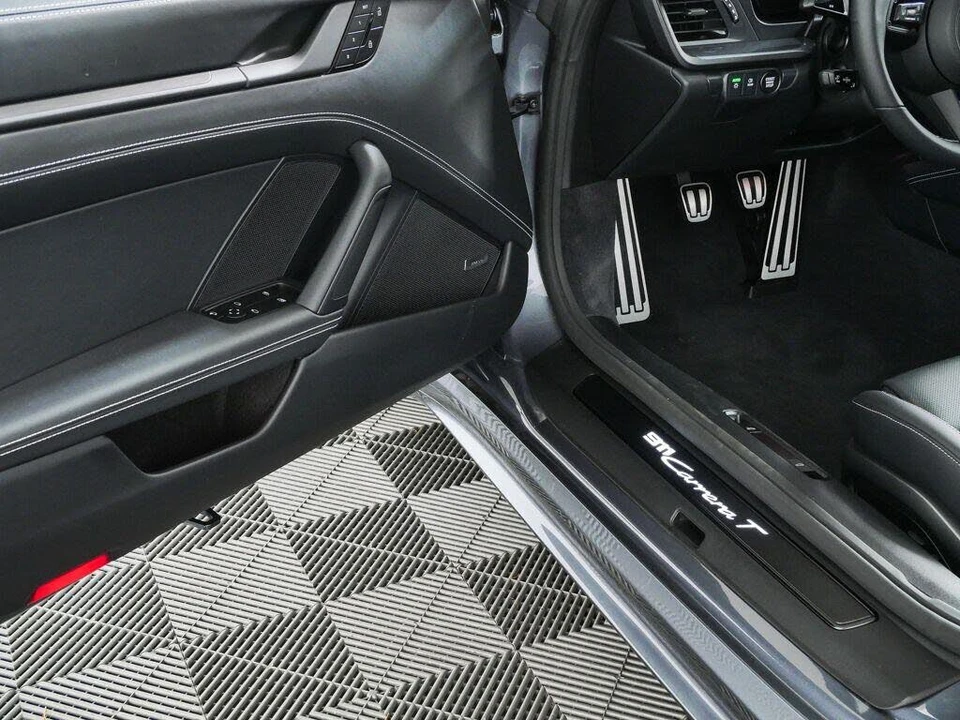 2026 Porsche 992 Carrera T - Image 8 of 31