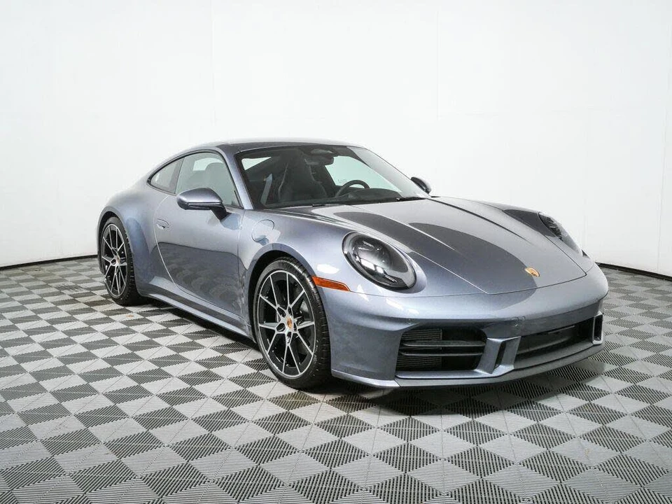 2026 Porsche 992 Carrera T - Image 23 of 31