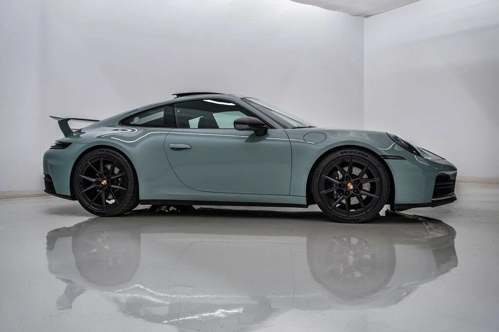 2026 Porsche 992 Carrera T - Image 9 of 31
